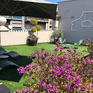 3* Alojamento de Acomodação e Pequeno-almoço 200 & Terrace